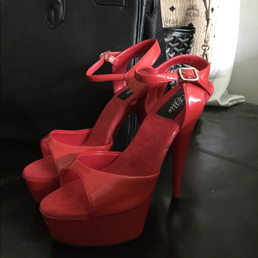USED*for a Halloween party. stiletto,stripper heel